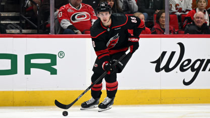 更彰显了他 更彰显了他